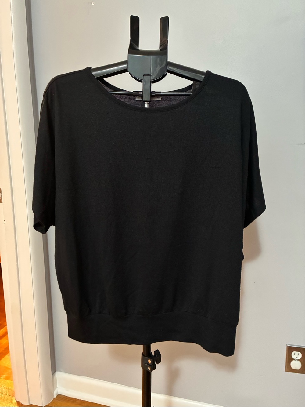 Ricki's Black Short Sleeve Crewneck Top